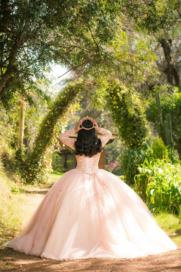 Quinceañera - Espalda 2